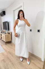 Kolsuz Uzun Elbise - Beyaz