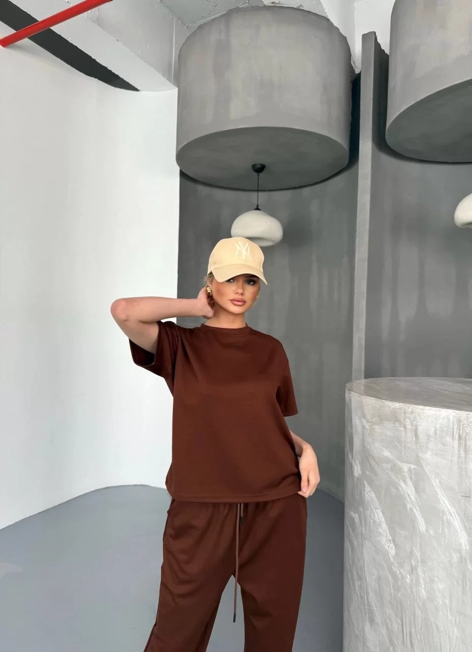 Osy Modal Yumuşak Dokulu Kumaş Kısa Kollu Bluz Rahat Pantalon ikili Takım- Kahverengi