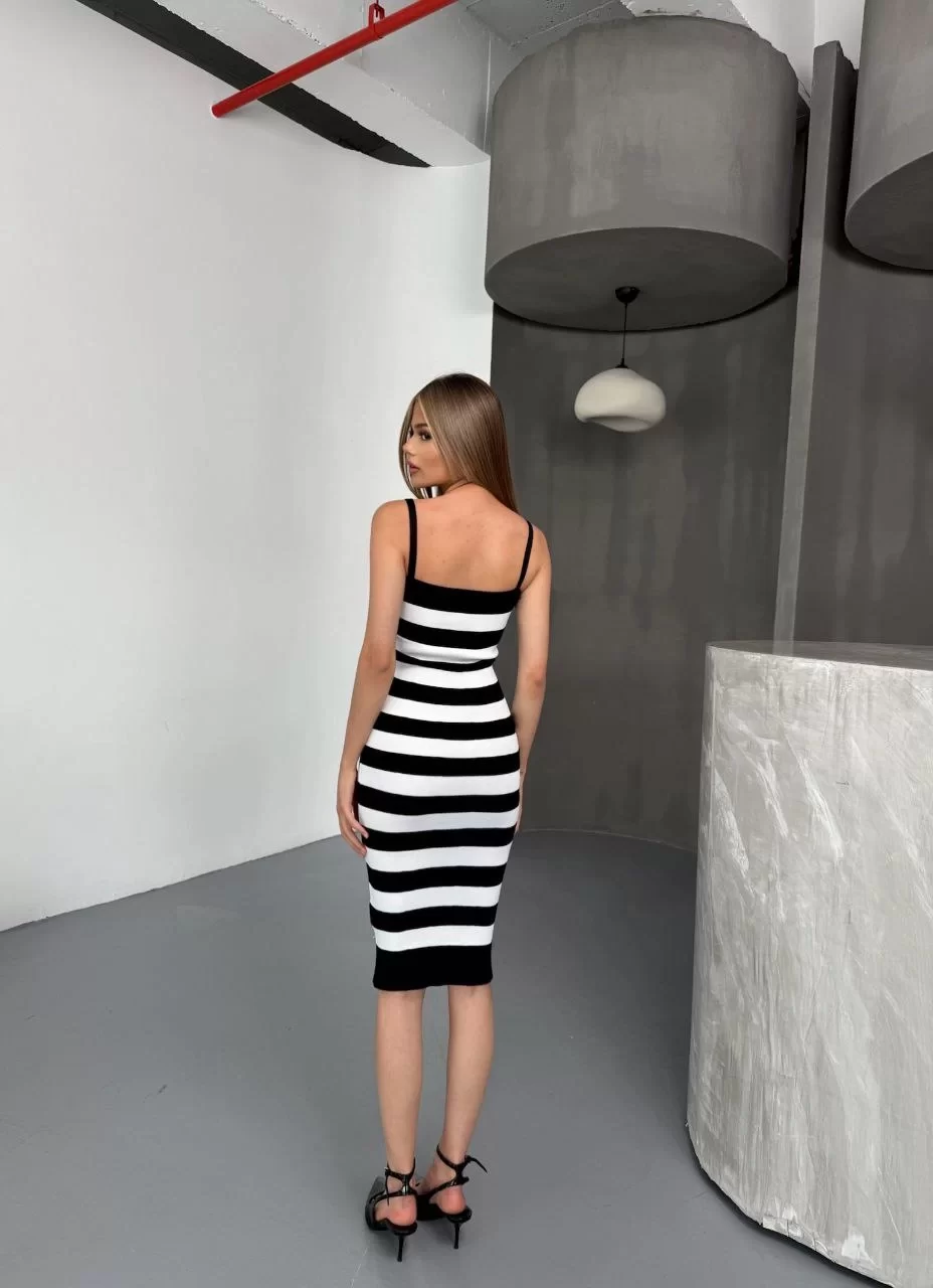 Cizgili Triko Askılı Elbise- Siyah