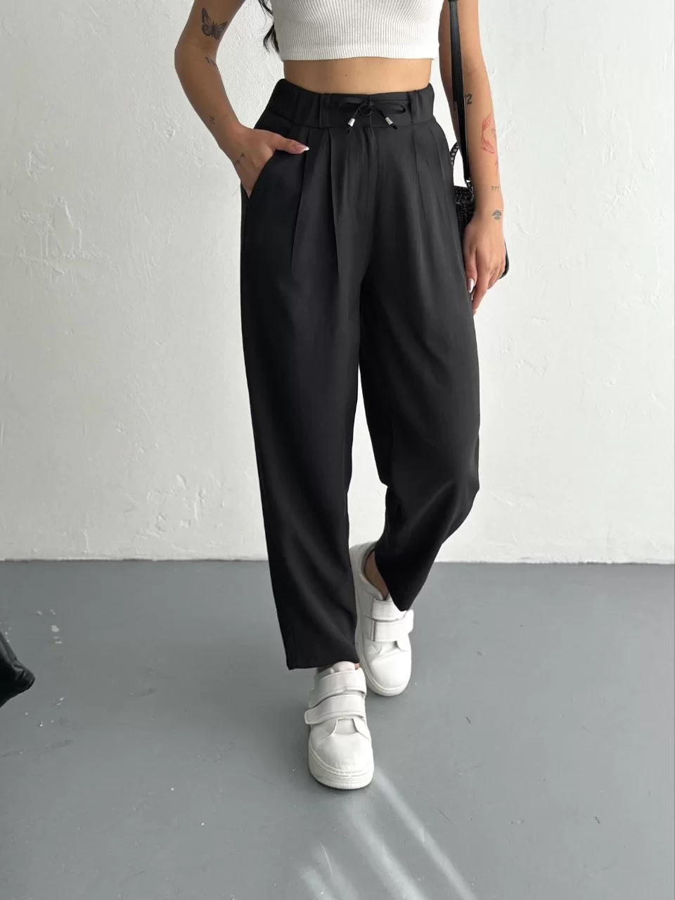 Kadın Yüksel Bel Rahat Paça Pantalon - Siyah