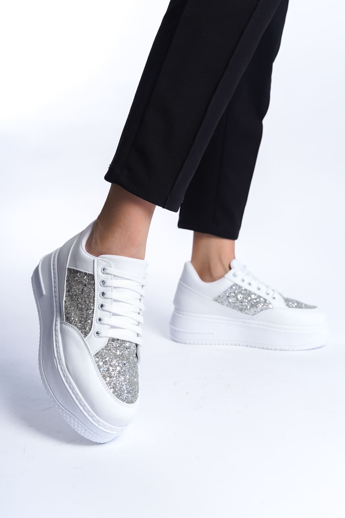 MIPA Bağcıklı Ortopedik Taban Simli Kadın Sneaker Spor Ayakkabı  BT - Beyaz