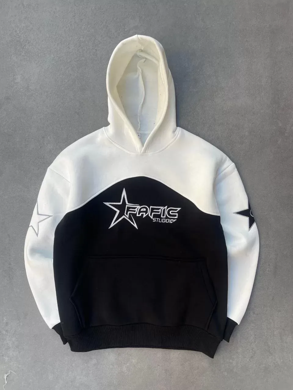 Parçalı Nakış İşlemelı Kapüşonlu SweatShirt - Beyaz